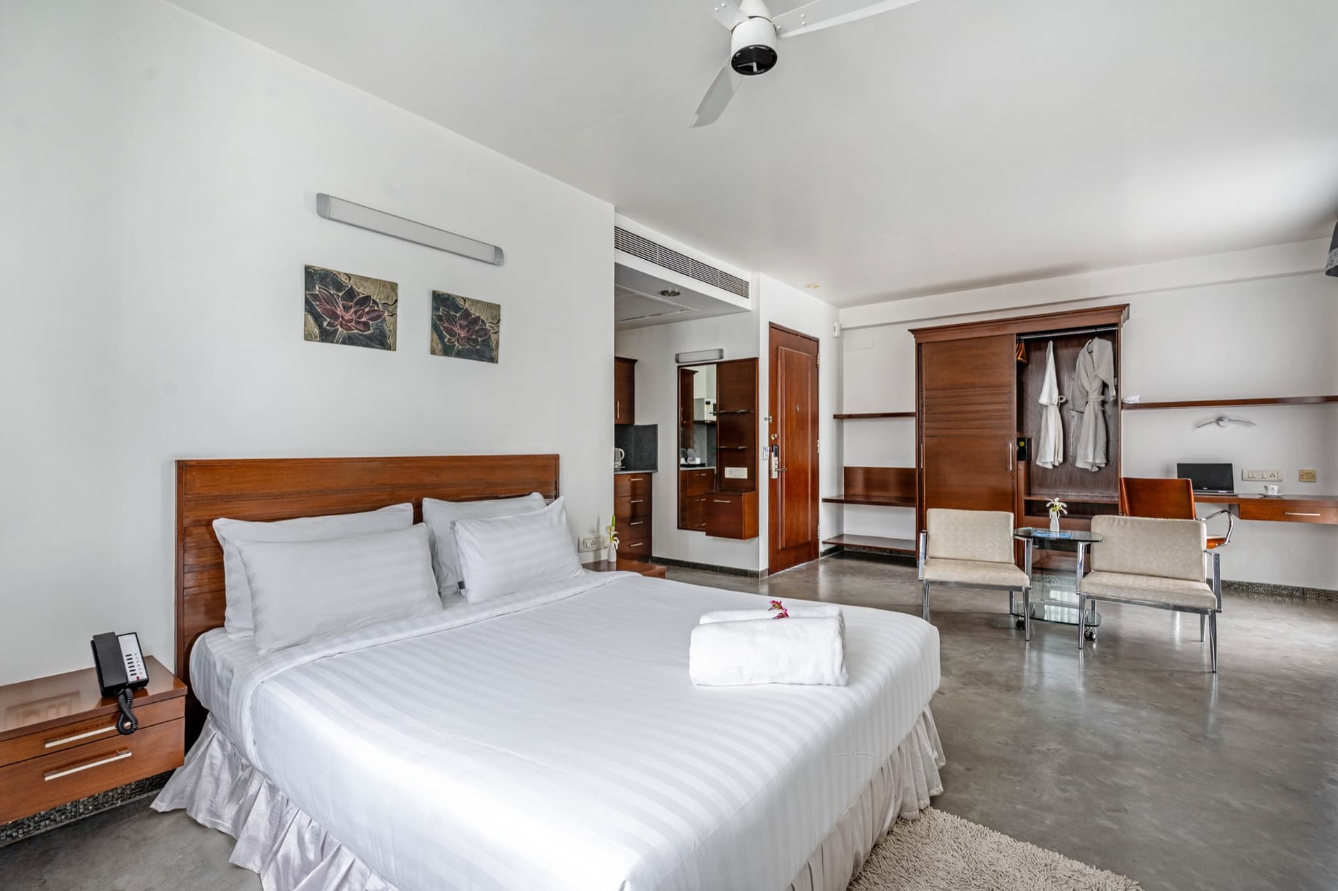 Lavelle Road — 9041 queen suite 2