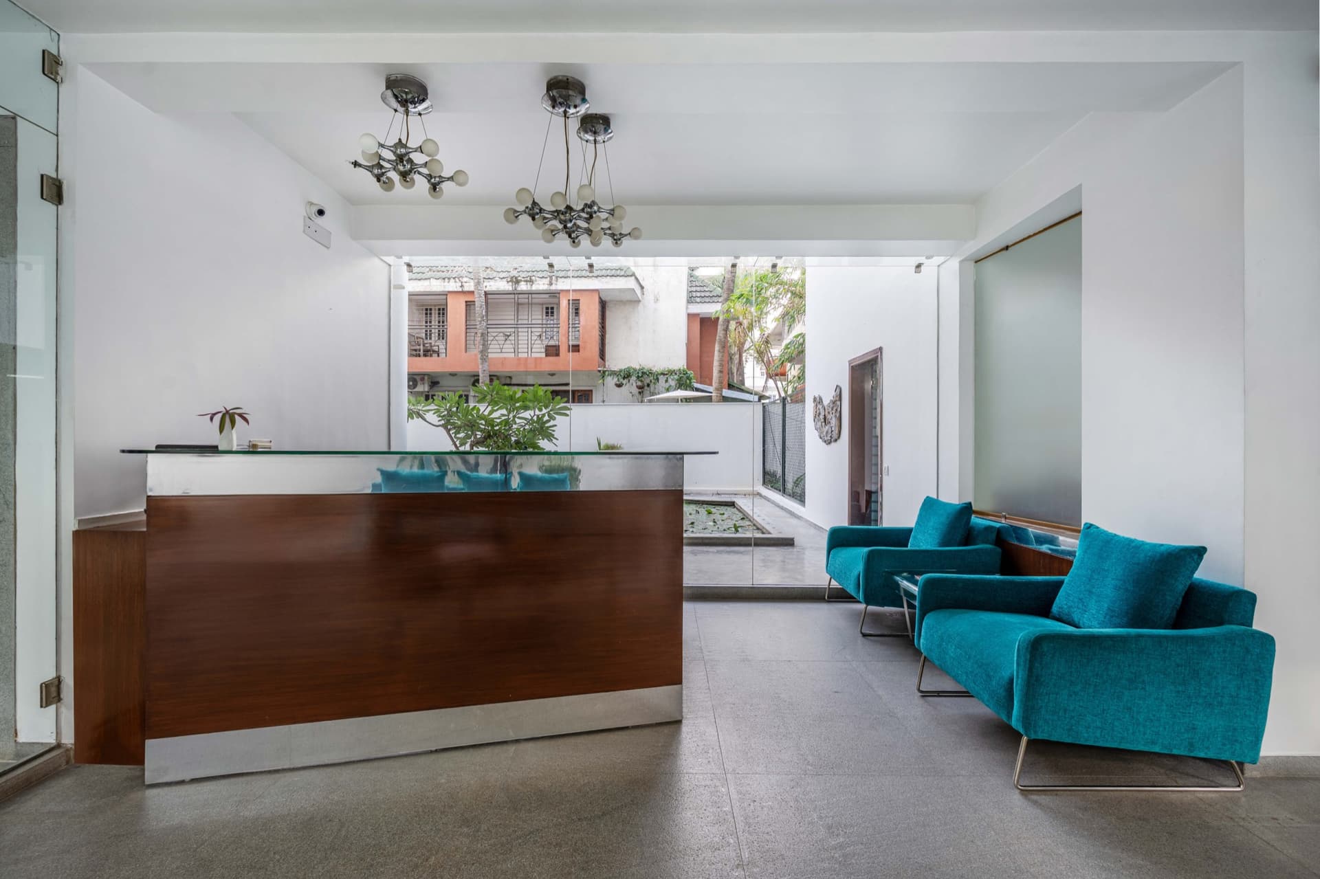 Breakfast Before the City Starts